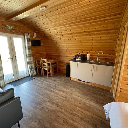 Glenview Lodge Portree Bagian luar foto